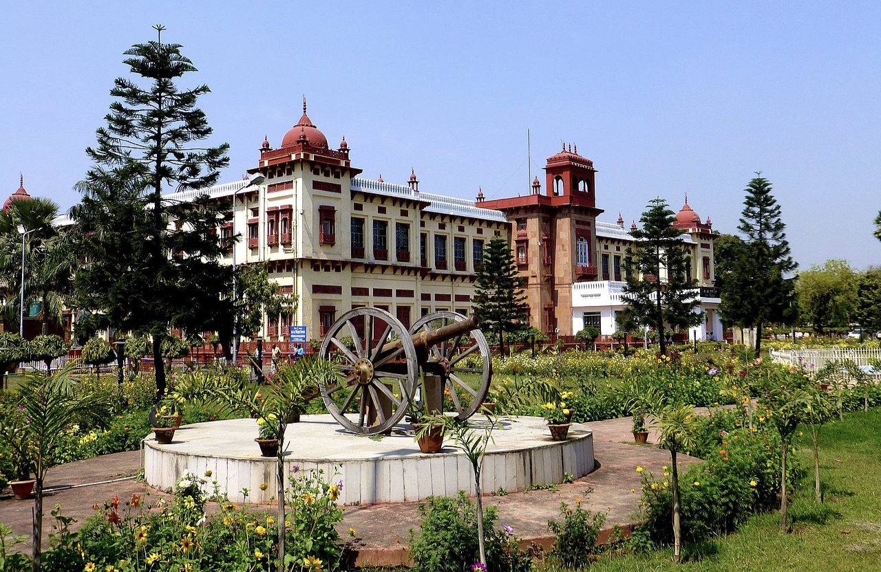 106 वर्ष पुराने पटना संग्रहालय को निजी हाथों में सौंपने के खिलाफ राष्ट्रीय प्रतिवाद संगठित करो !